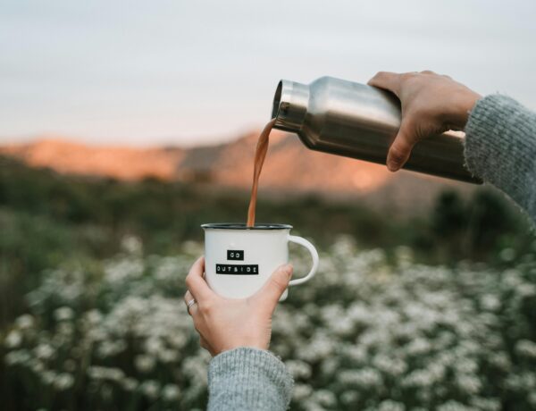 HOLASPAIN Glamping camping Spanje kamperen