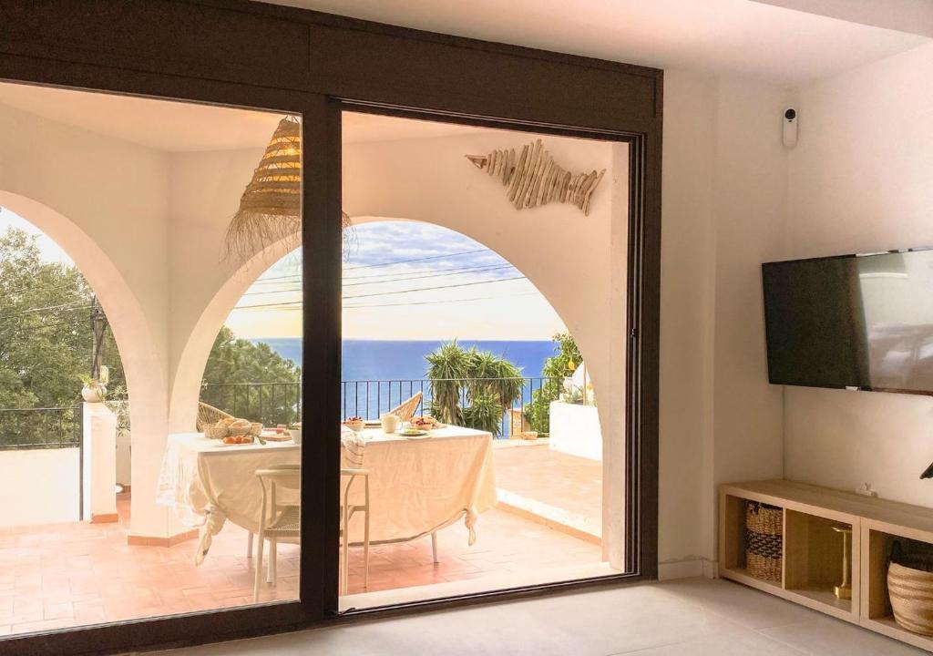 Begur Salty House Sa Tuna appartement HOLASPAIN Costa Brava vakantie Spanje