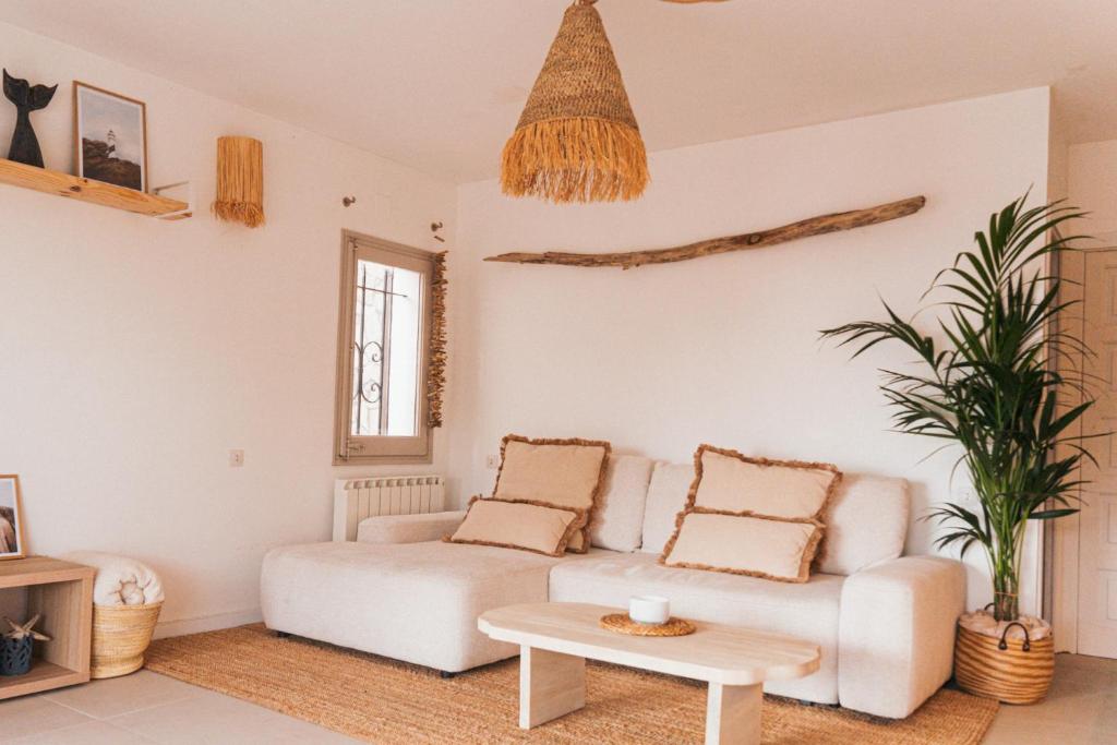 Begur Salty House Sa Tuna appartement HOLASPAIN Costa Brava vakantie Spanje