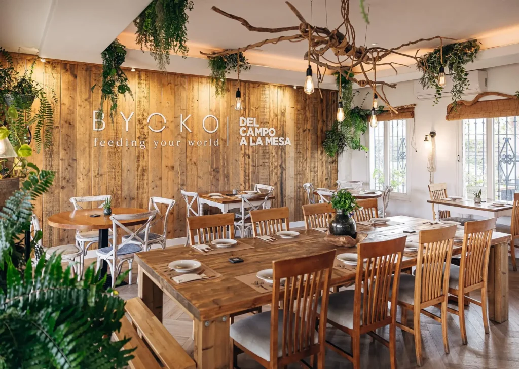 Byoko Estepona restaurant bar healthy vegan restaurant HOLASPAIN Costa del Sol 