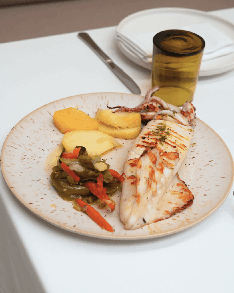 Las Gitanillas Estepona restaurante HOLASPAIN Costa del Sol 