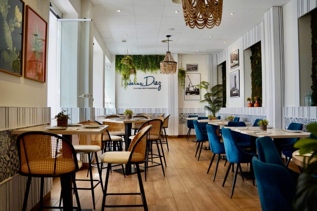 Taberna Diez Estepona restaurant HOLASPAIN Costa del Sol 