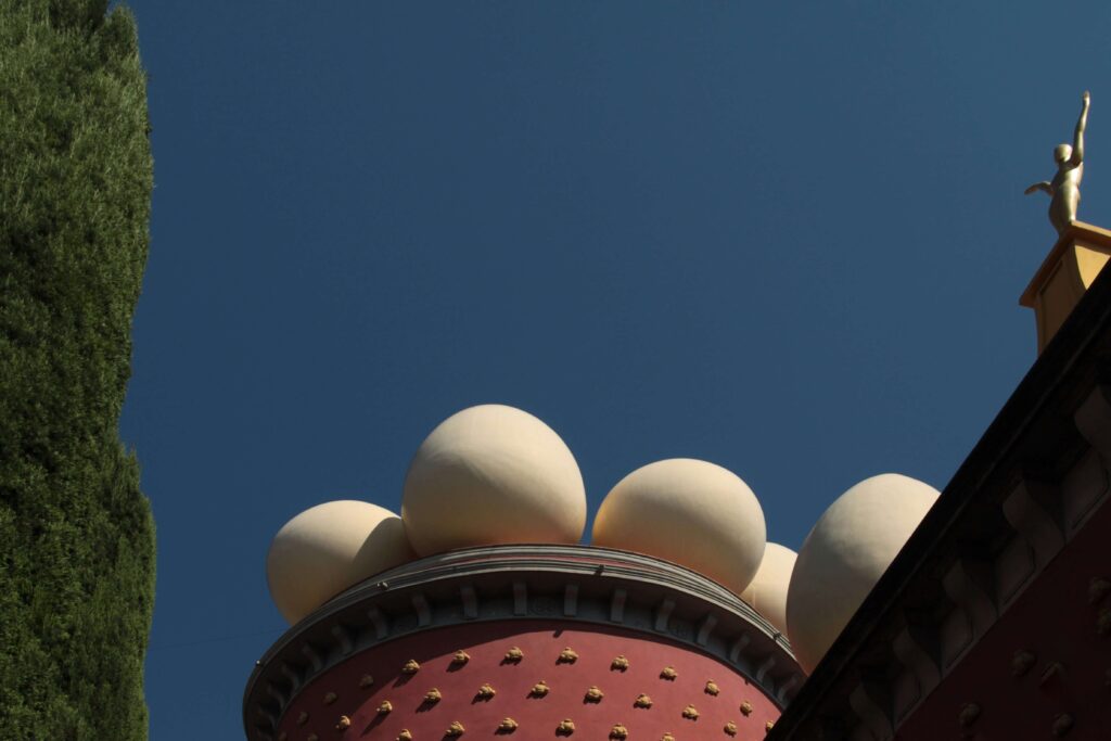 Figueres Dali Museum Costa Brava Catalonie HOLASPAIN 