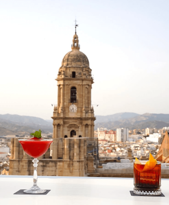 Rooftop bar AC Hotel by Marriott Málaga Palacio